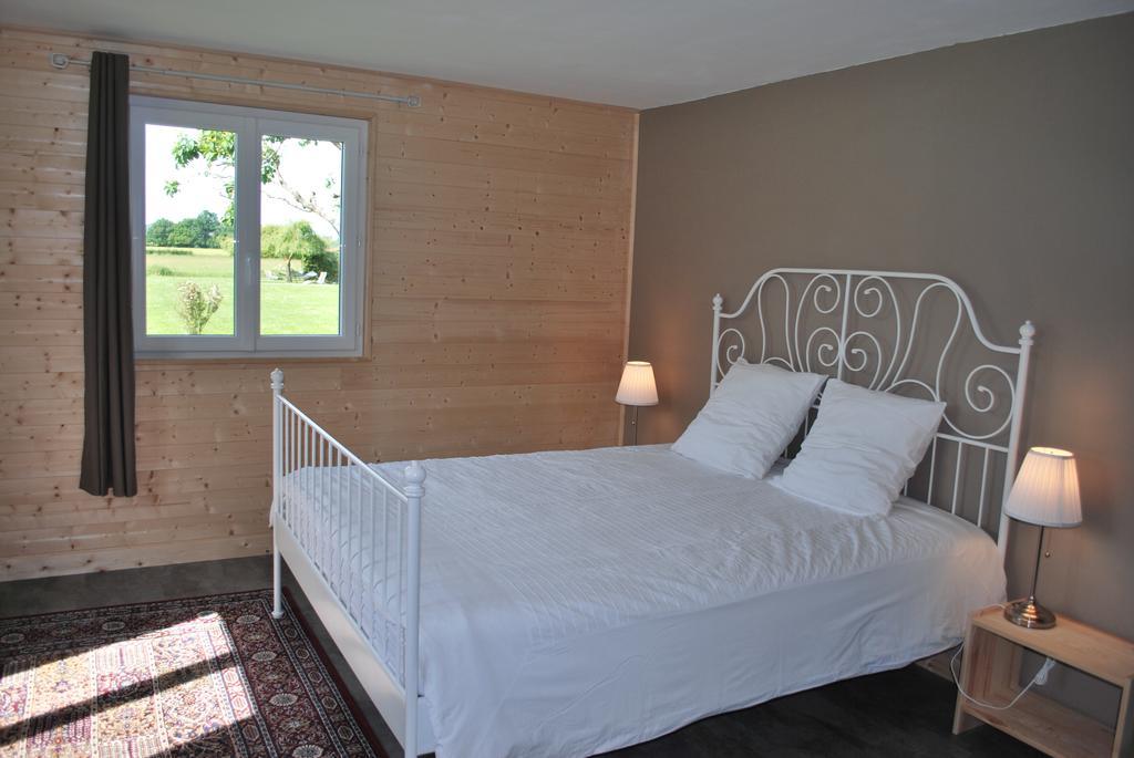 Domaine Les Gandins Bed and Breakfast Saint-Germain-de-Salles Buitenkant foto