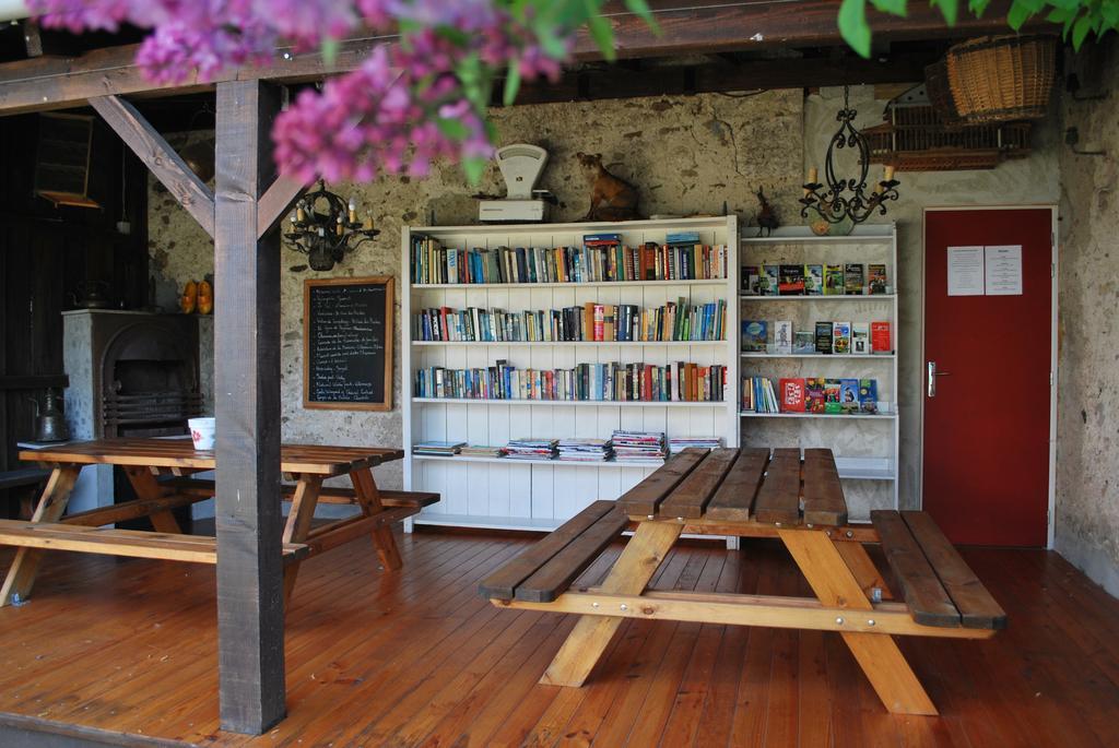 Domaine Les Gandins Bed and Breakfast Saint-Germain-de-Salles Buitenkant foto