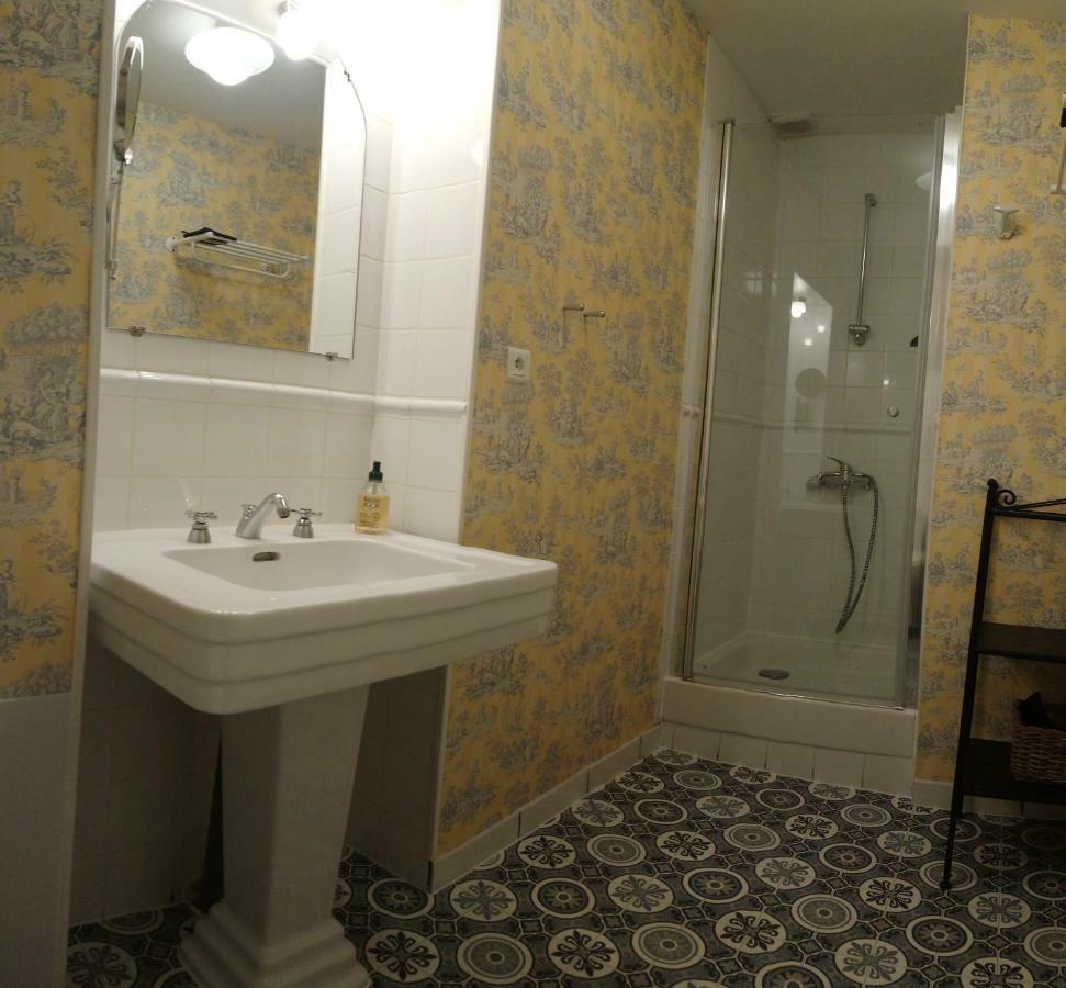 Domaine Les Gandins Bed and Breakfast Saint-Germain-de-Salles Buitenkant foto