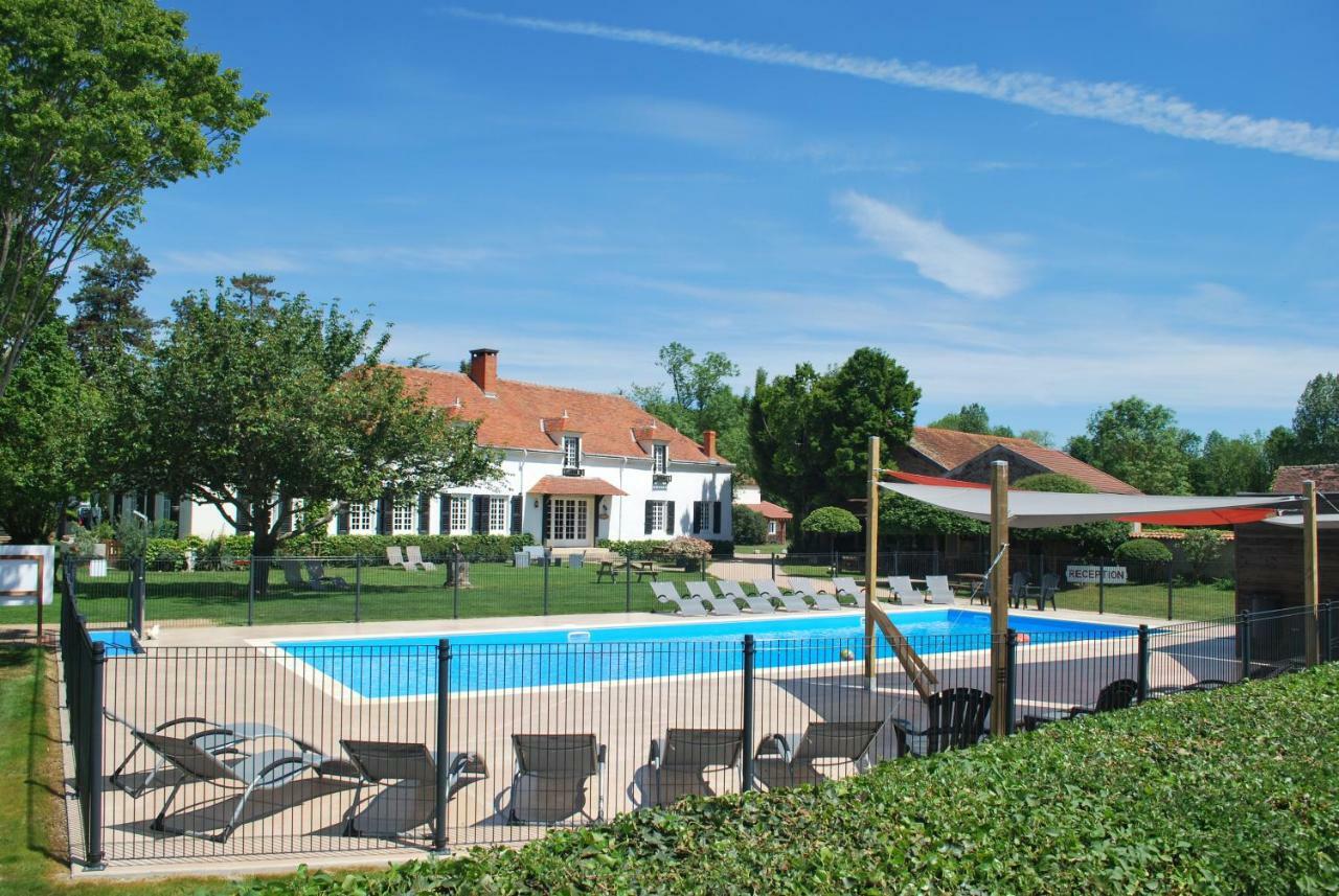 Domaine Les Gandins Bed and Breakfast Saint-Germain-de-Salles Buitenkant foto